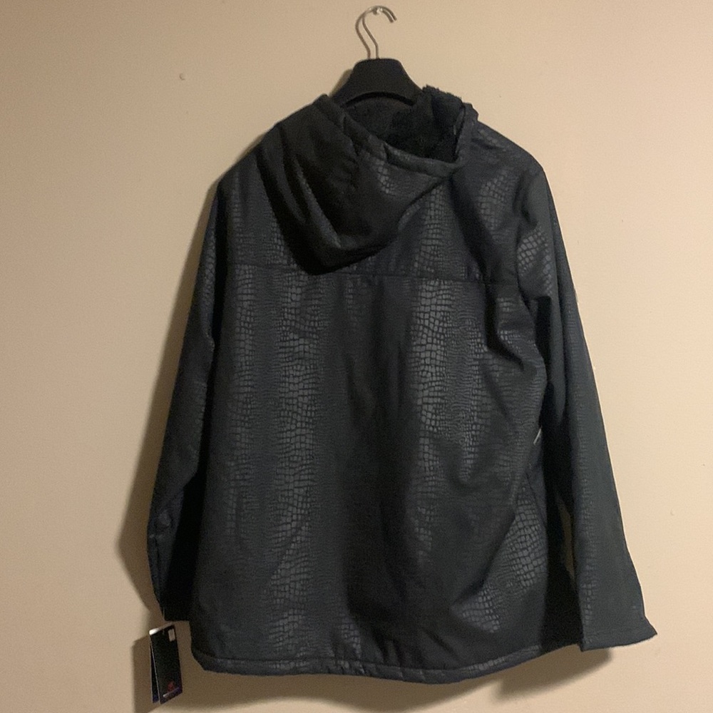 New Balance jacket - Picture 5 of 6